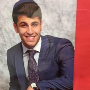 Meet your Posher, Isaac